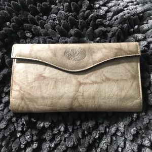 Buxton leather large women’s wallet